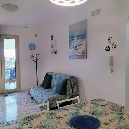 בית נופש Brezza Marina *